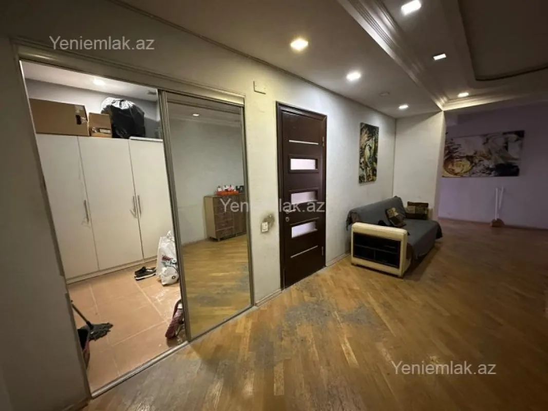 Satılır 3 otaqlı yeni tikili 117 m²