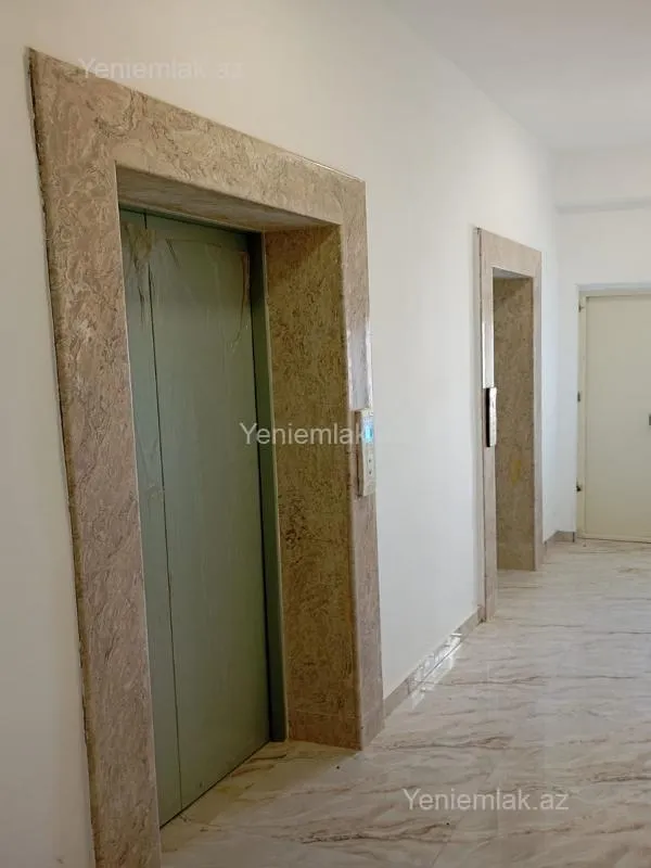 Satılır 3 otaqlı yeni tikili 115 m²