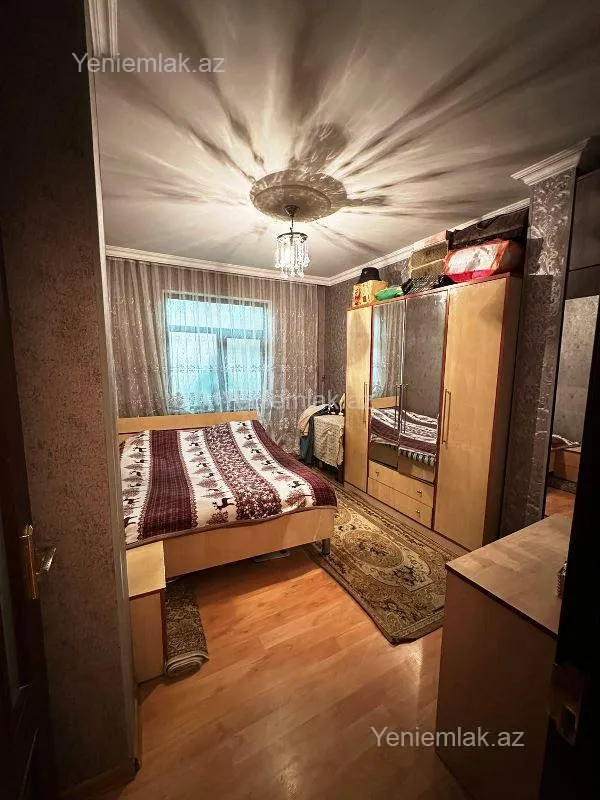 Satılır 3 otaqlı köhnə tikili 70 m²