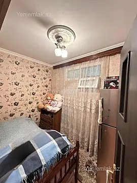 Satılır 3 otaqlı köhnə tikili 70 m²