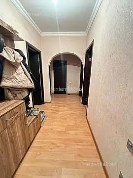 Satılır 3 otaqlı köhnə tikili 70 m²