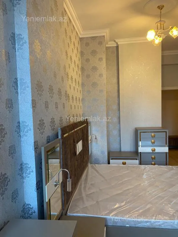 Satılır 2 otaqlı yeni tikili 75 m²