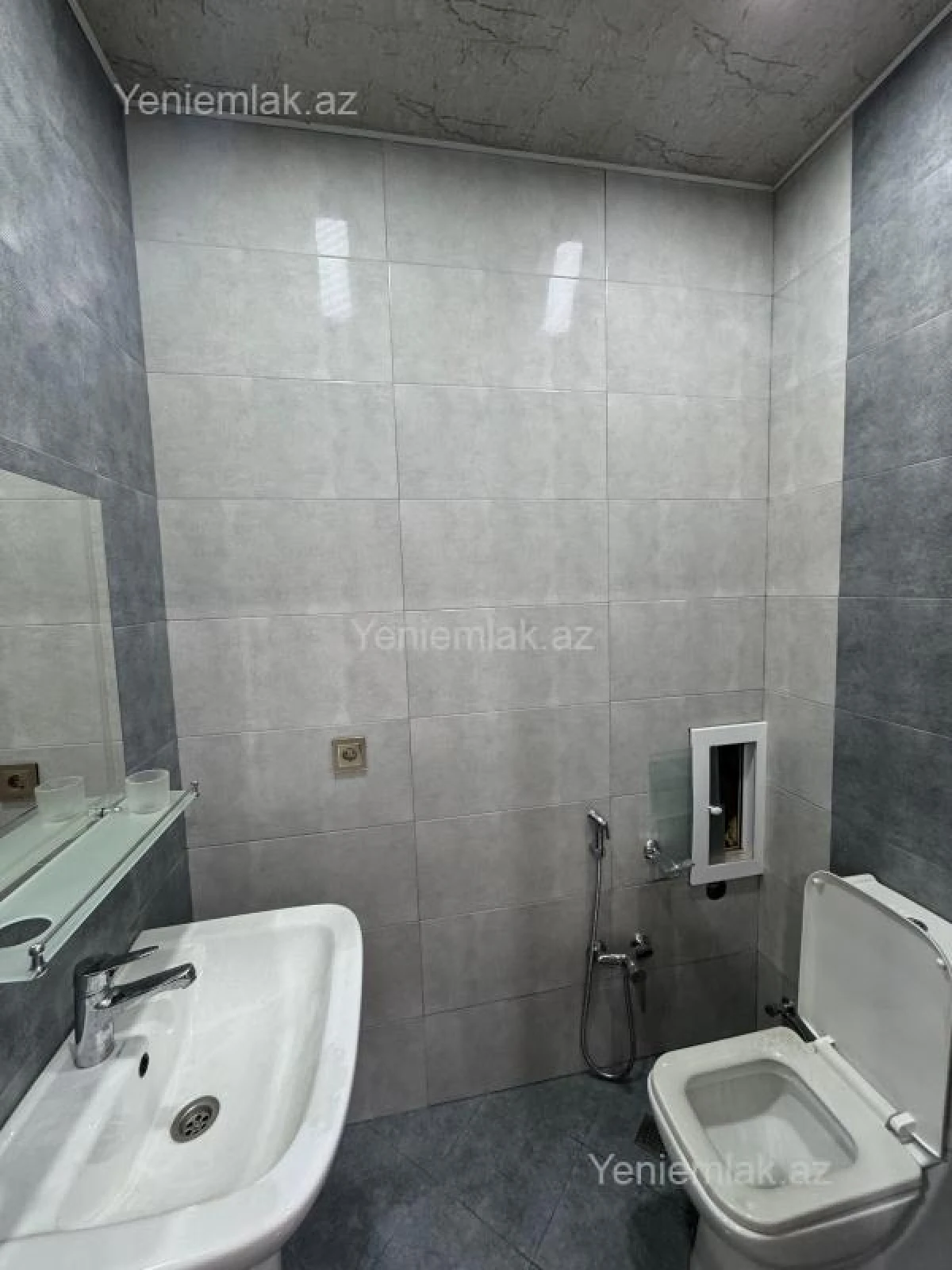 Satılır 4 otaqlı yeni tikili 132 m²