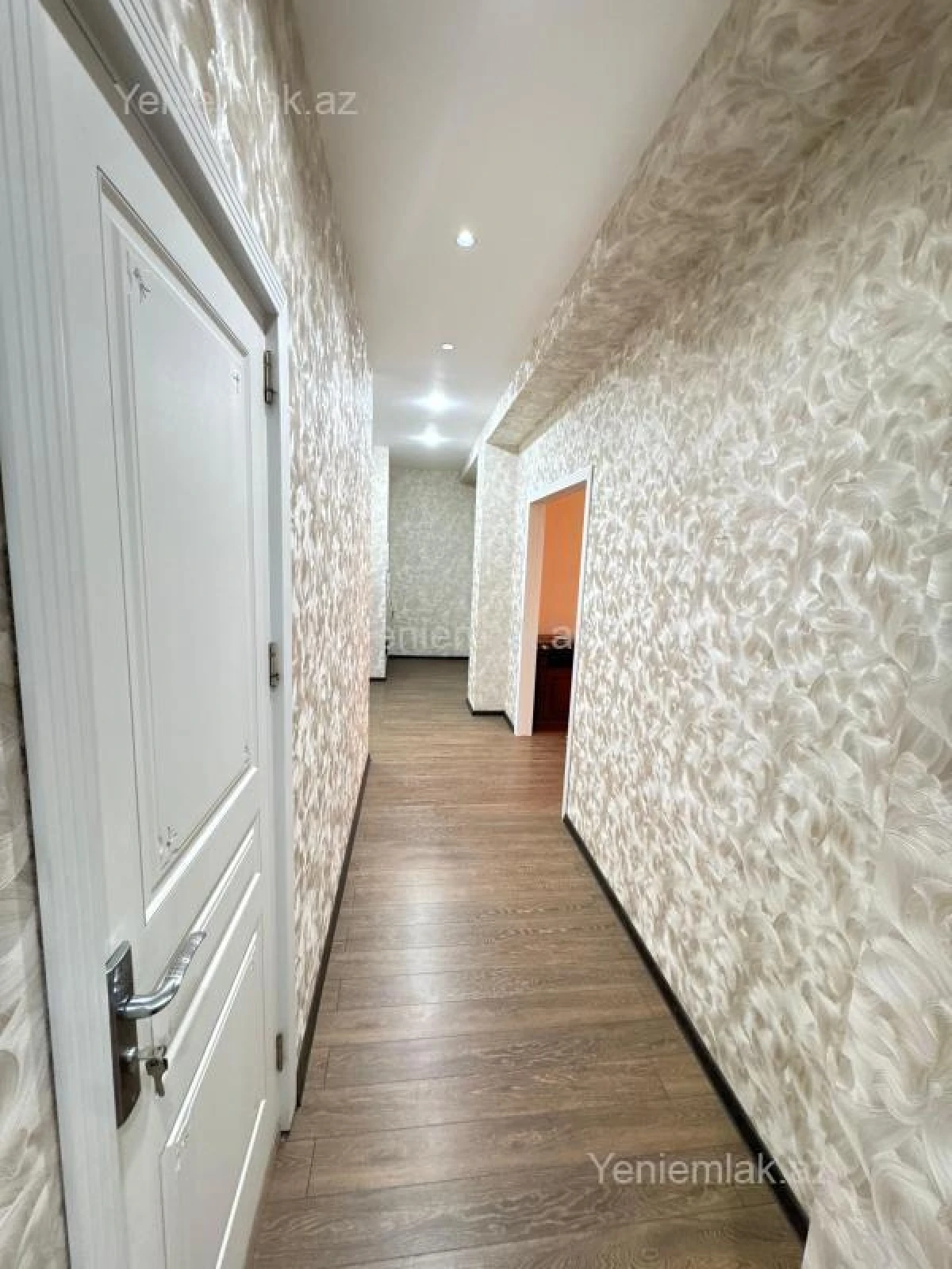 Satılır 4 otaqlı yeni tikili 132 m²