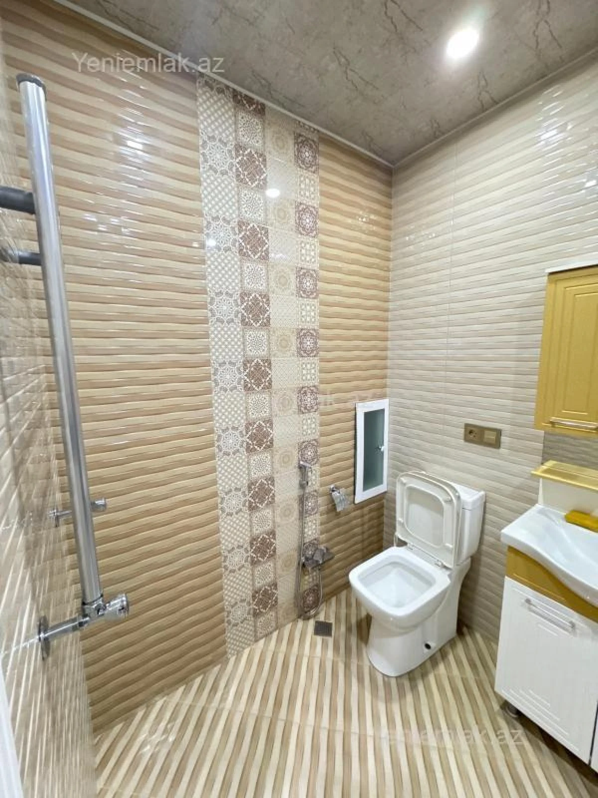 Satılır 4 otaqlı yeni tikili 132 m²