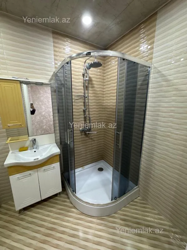 Satılır 4 otaqlı yeni tikili 132 m²