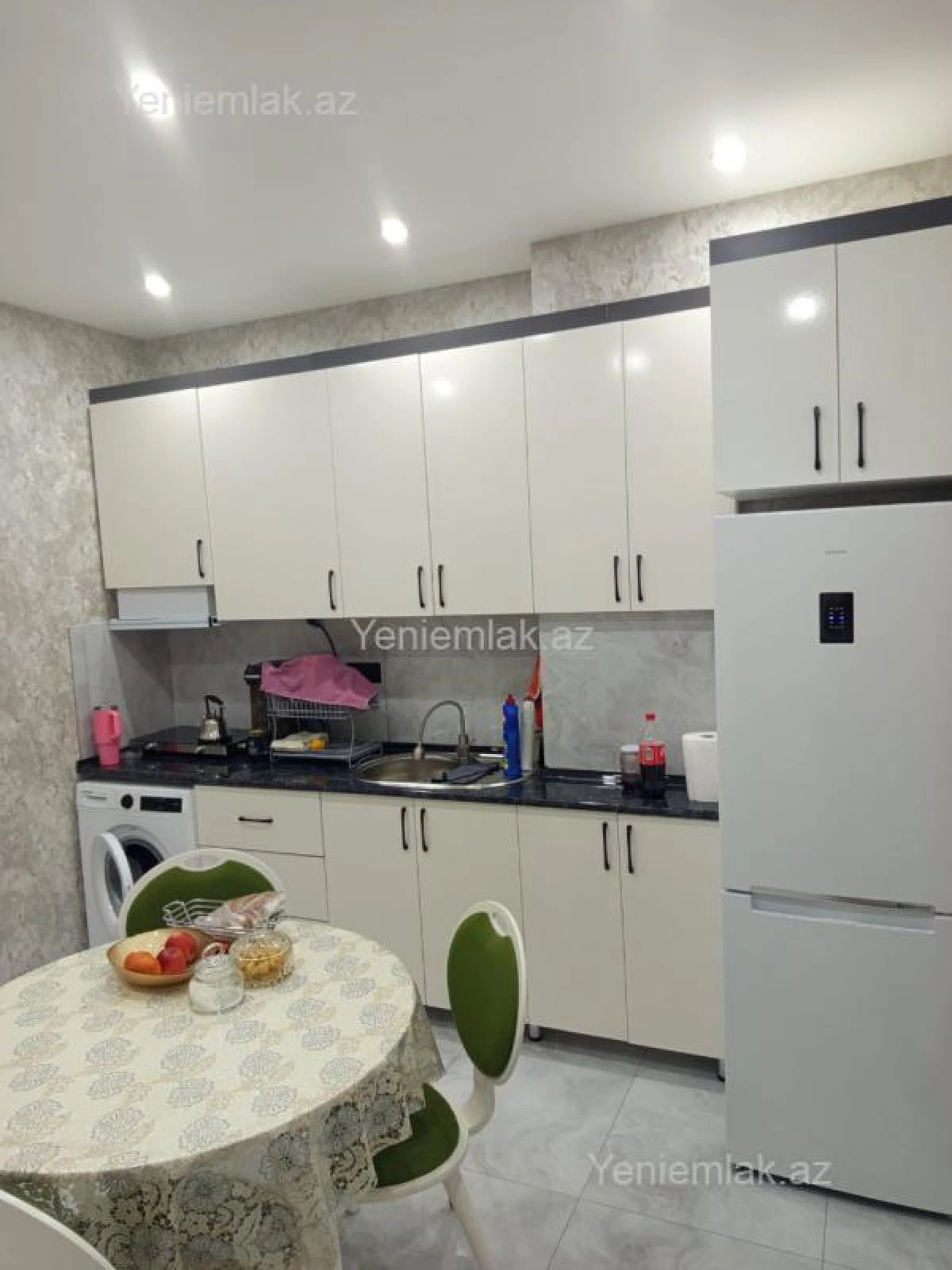 Satılır 2 otaqlı yeni tikili 63 m²