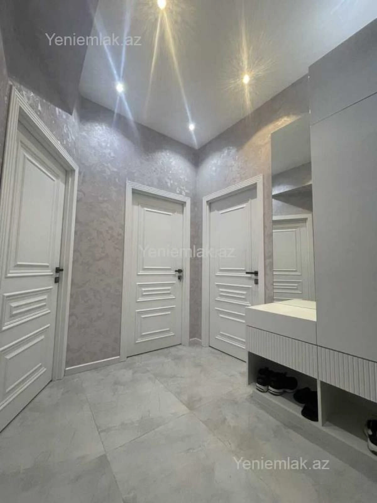 Satılır 2 otaqlı yeni tikili 65 m²