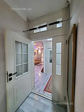 Satılır 3 otaqlı köhnə tikili 70 m²