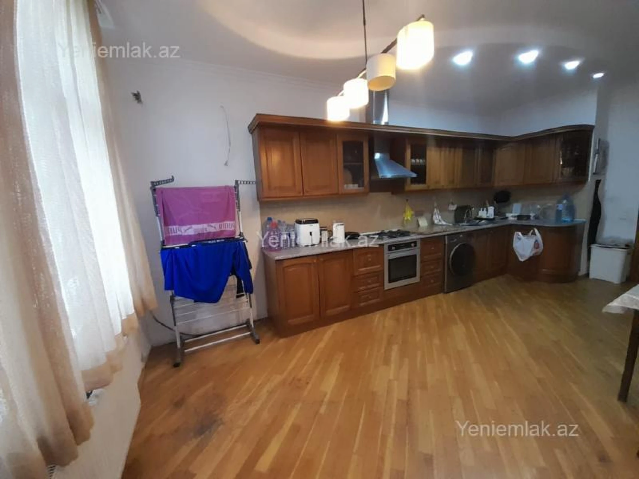 Satılır 3 otaqlı yeni tikili 131 m²