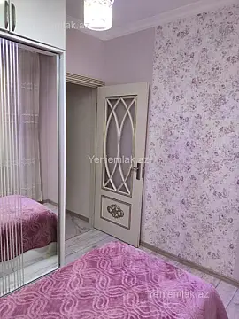 Satılır 4 otaqlı köhnə tikili 100 m²