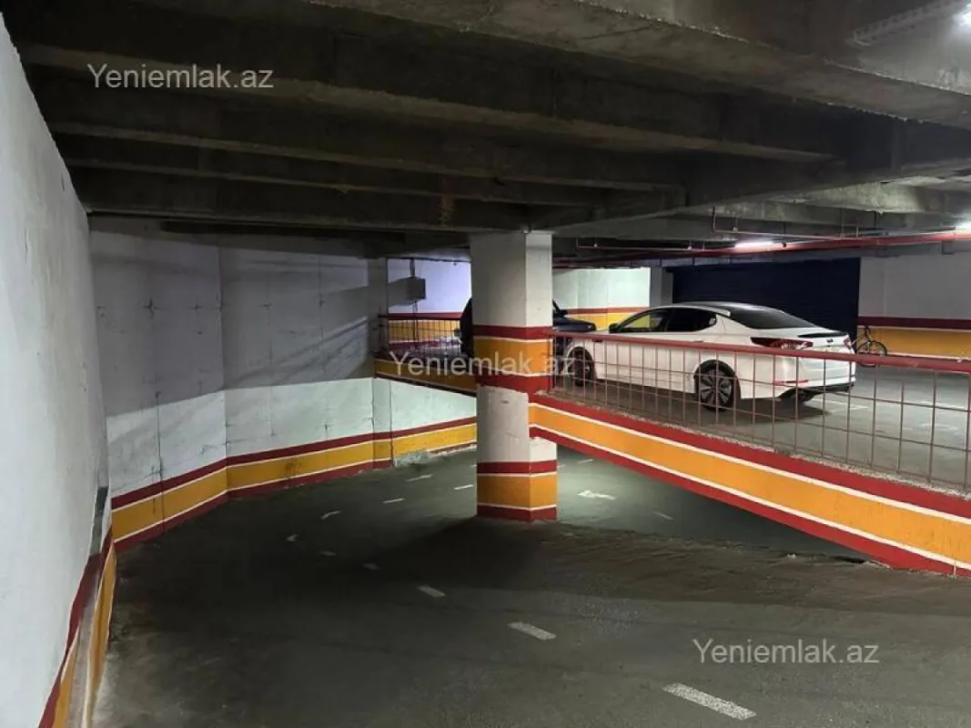 Satılır 4 otaqlı yeni tikili 150 m²