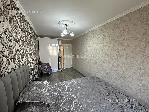 Satılır 2 otaqlı köhnə tikili 55 m²