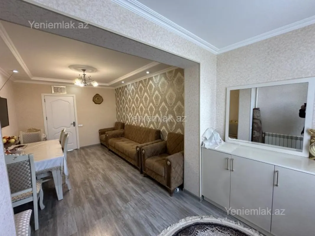 Satılır 2 otaqlı köhnə tikili 55 m²