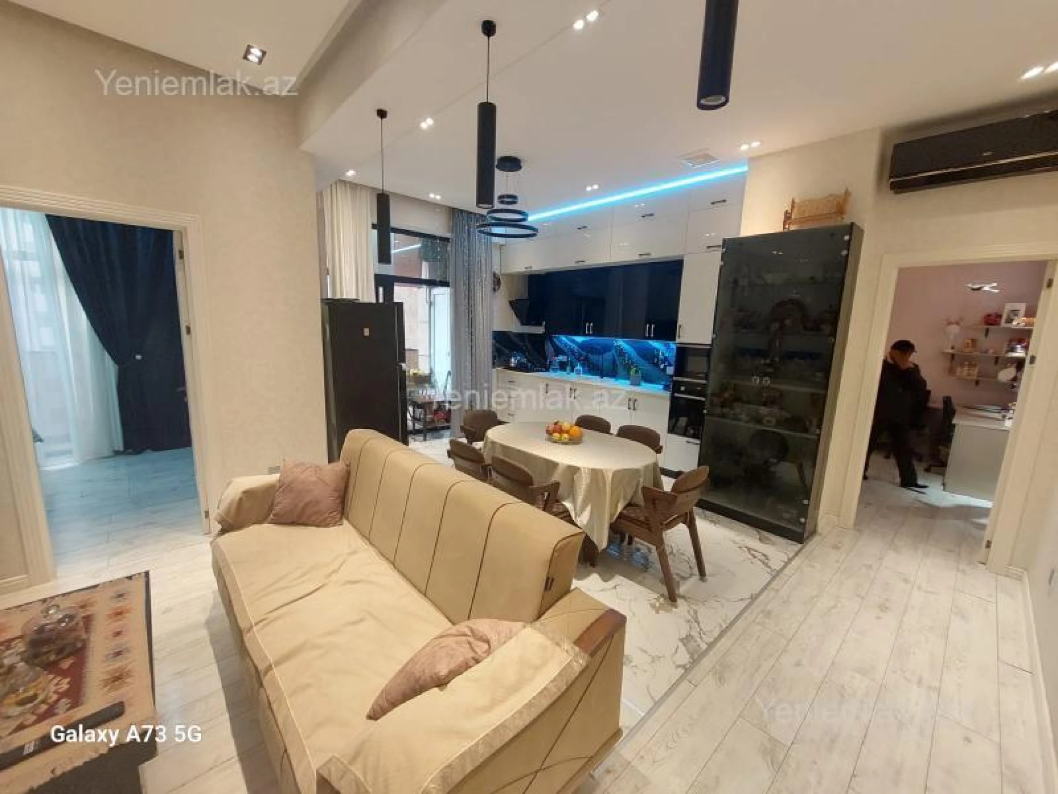 Satılır 2 otaqlı yeni tikili 97 m²