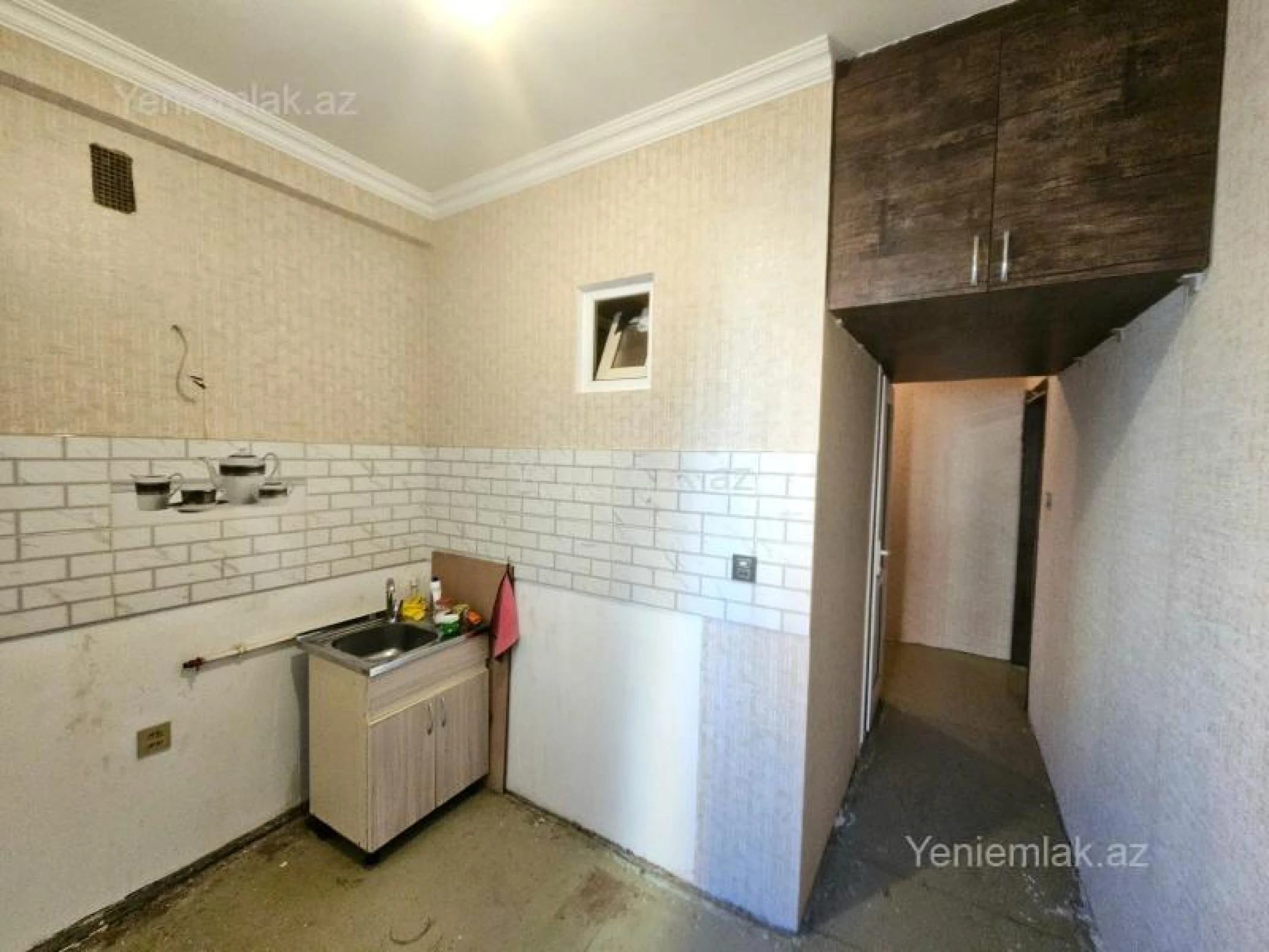 Satılır 1 otaqlı köhnə tikili 40 m²