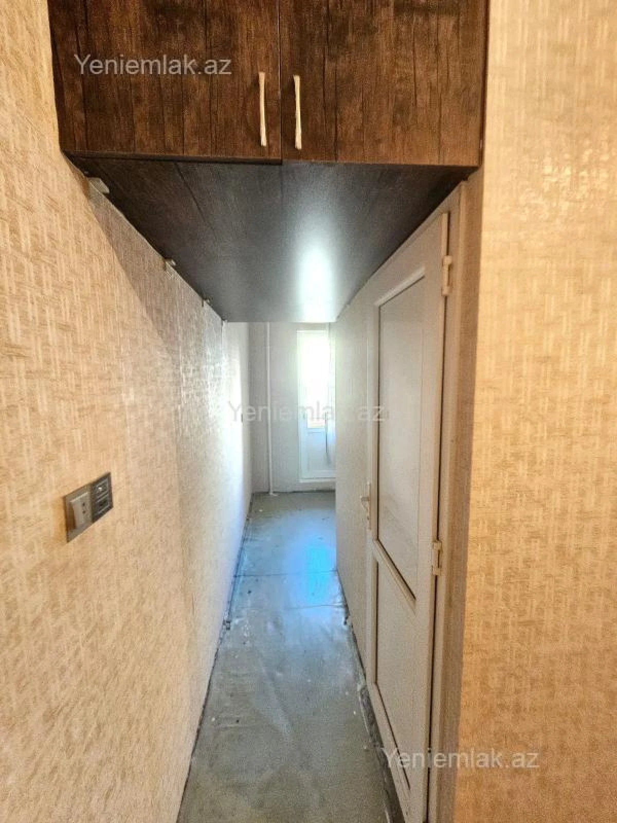Satılır 1 otaqlı köhnə tikili 40 m²
