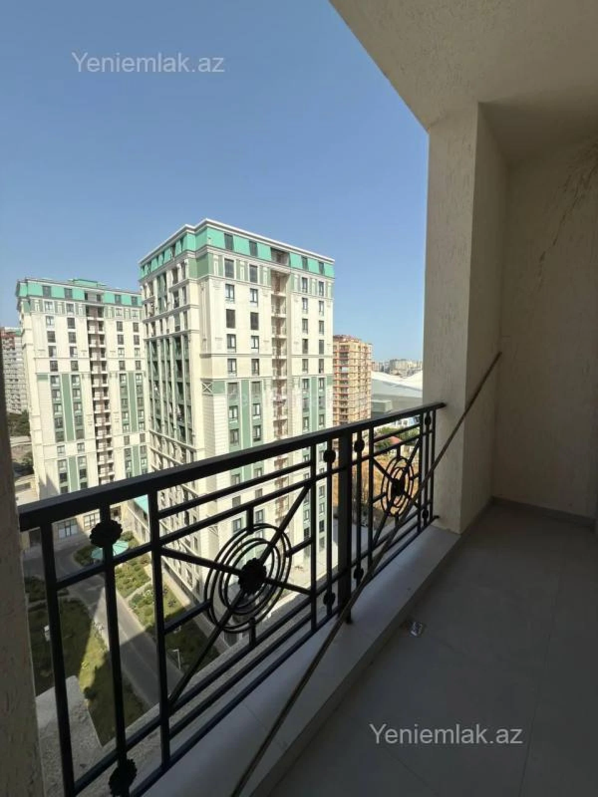 Satılır 3 otaqlı yeni tikili 140 m²
