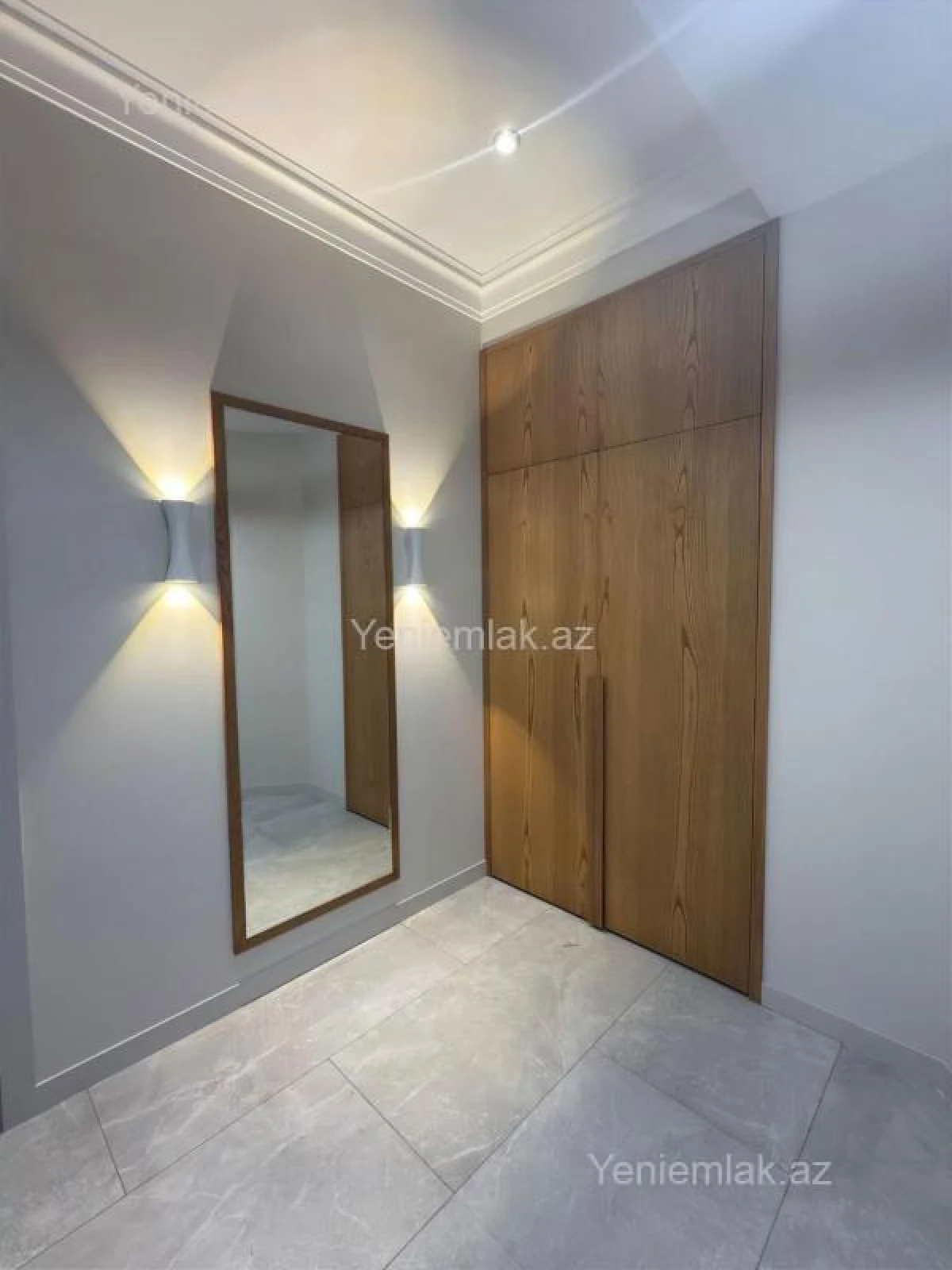 Satılır 3 otaqlı yeni tikili 140 m²