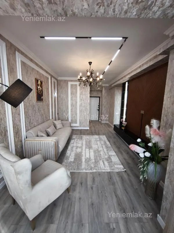 Satılır 2 otaqlı yeni tikili 55 m²