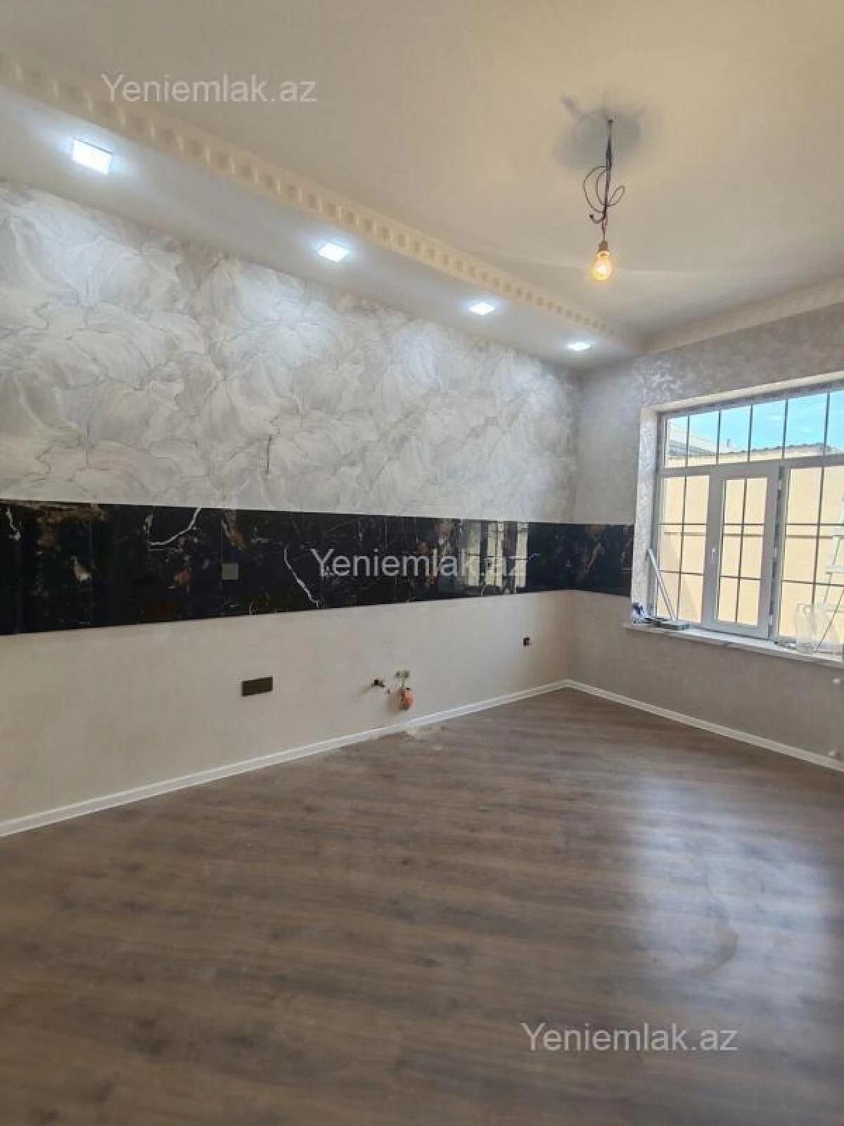 Satılır 2 otaqlı yeni tikili 50 m²