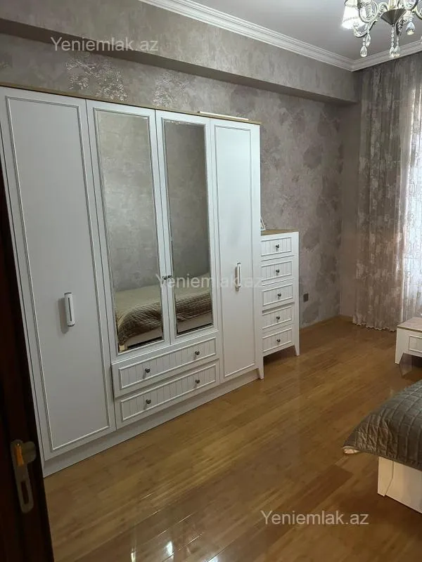 Satılır 3 otaqlı yeni tikili 84 m²