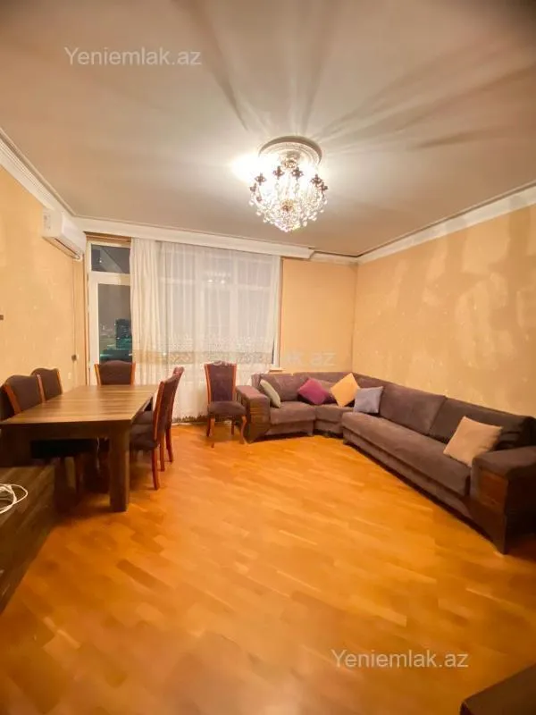 Kirayə verilir 3 otaqlı yeni tikili 90 m²