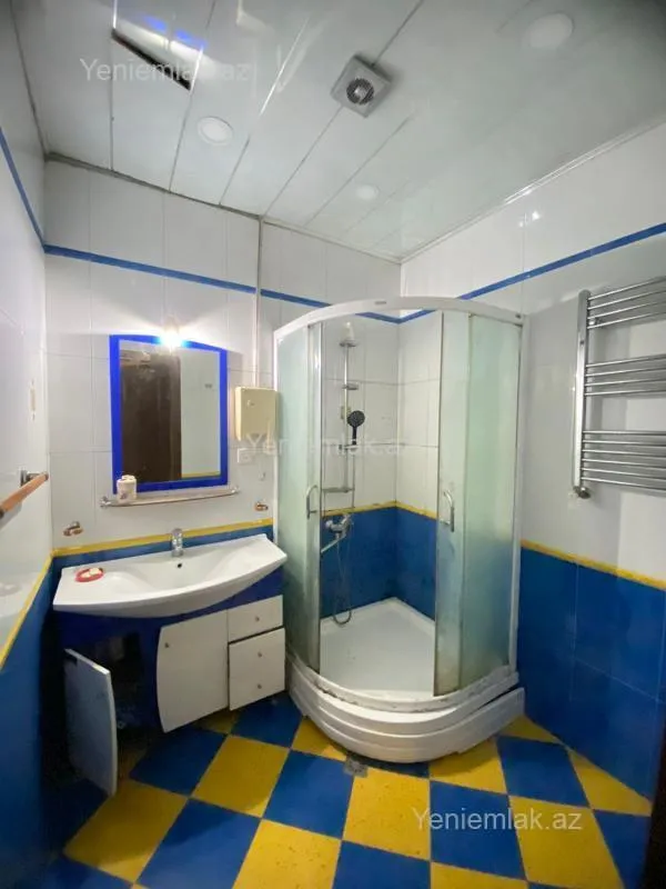 Kirayə verilir 3 otaqlı yeni tikili 90 m²