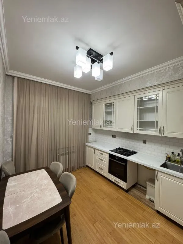 Satılır 2 otaqlı yeni tikili 75 m²