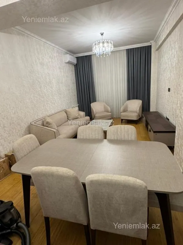 Satılır 2 otaqlı yeni tikili 75 m²
