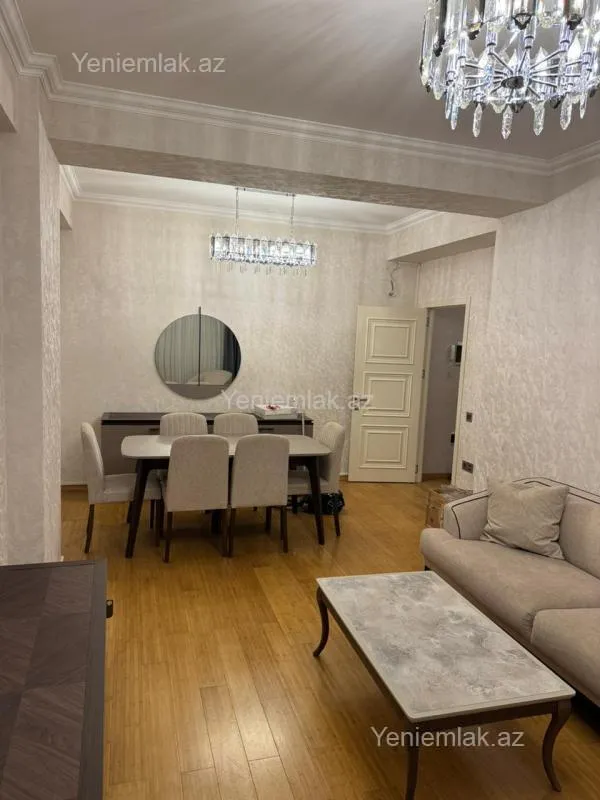 Satılır 2 otaqlı yeni tikili 75 m²