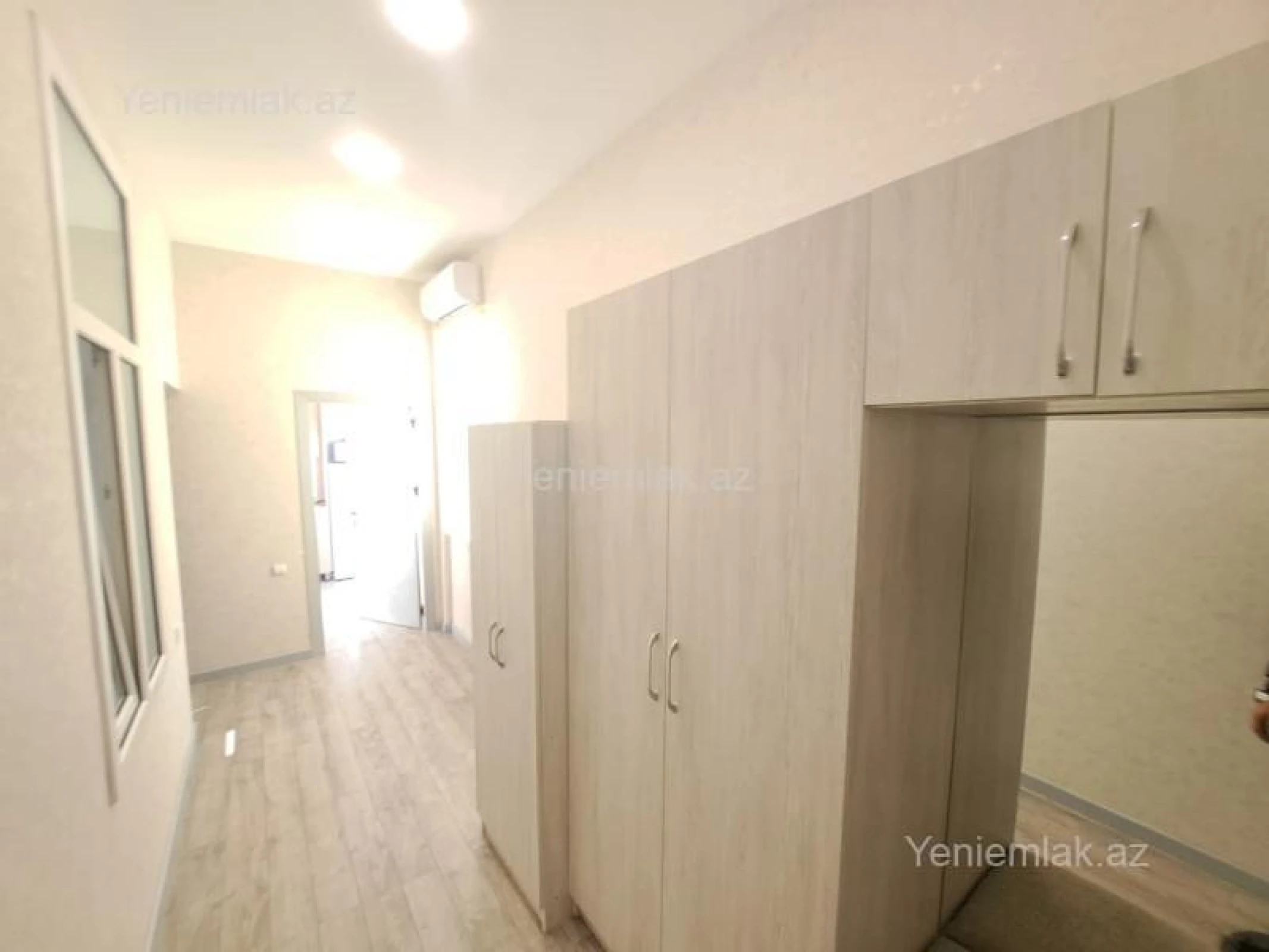 Satılır 4 otaqlı obyekt 100 m²