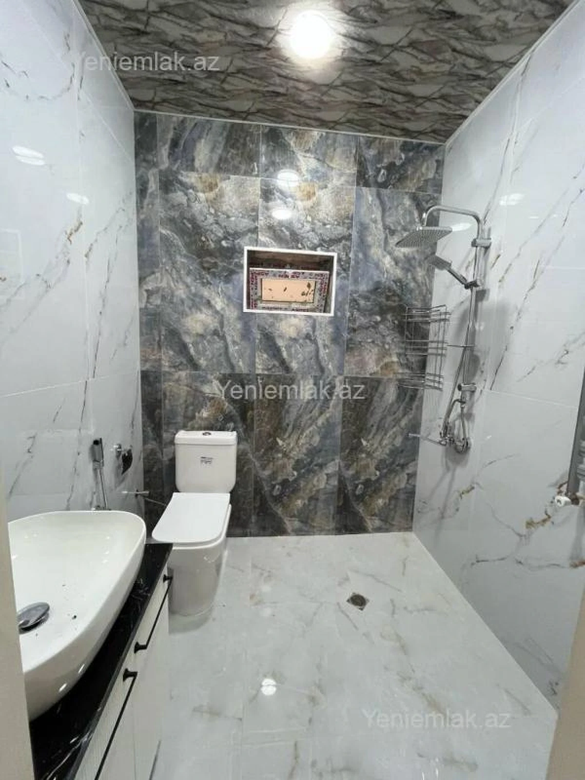 Satılır 2 otaqlı yeni tikili 50 m²