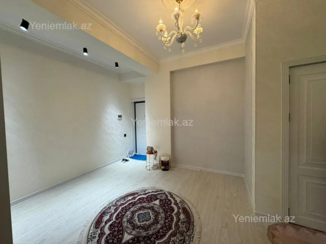 Satılır 3 otaqlı yeni tikili 84 m²