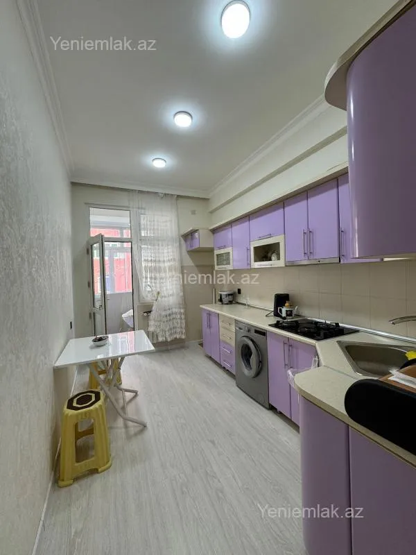 Satılır 3 otaqlı yeni tikili 84 m²
