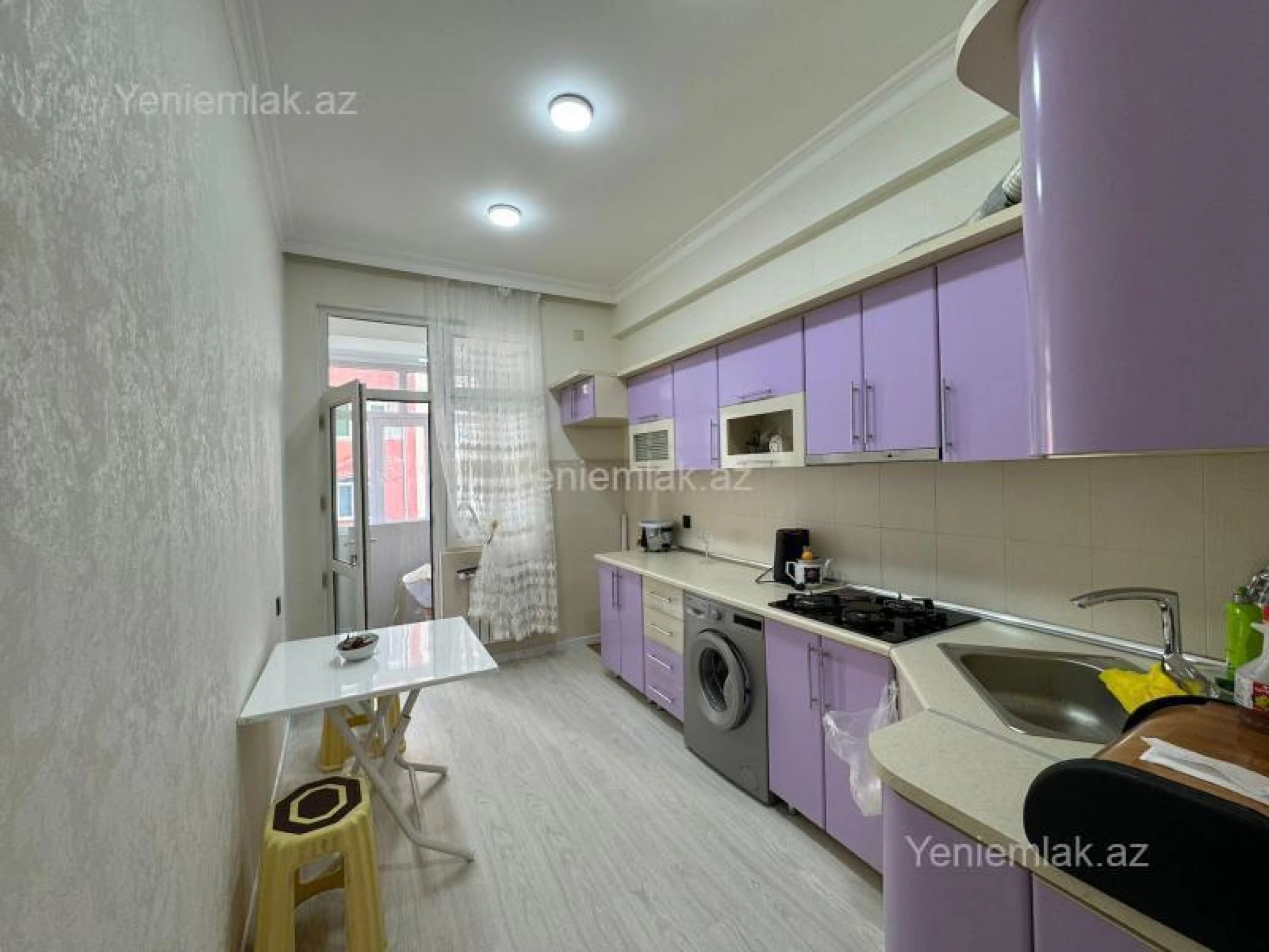 Satılır 3 otaqlı yeni tikili 84 m²