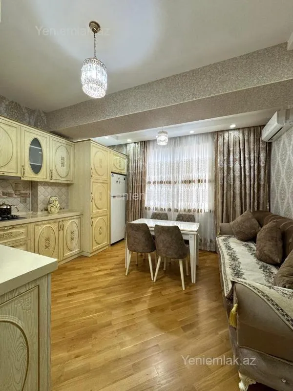 Satılır 3 otaqlı yeni tikili 88 m²