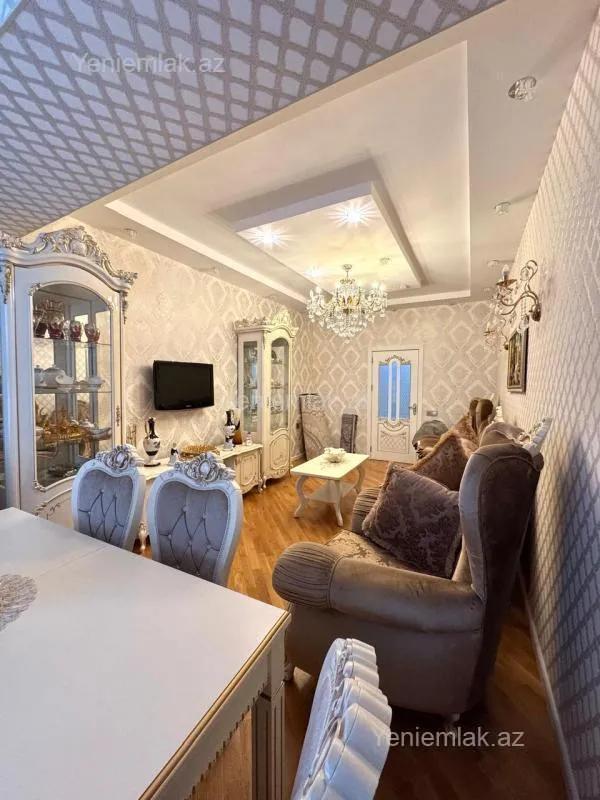 Satılır 3 otaqlı yeni tikili 88 m²