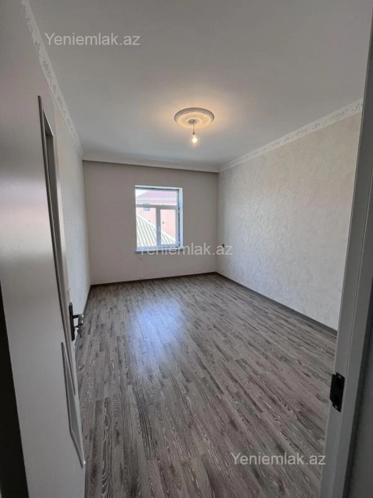 Satılır 2 otaqlı yeni tikili 50 m²