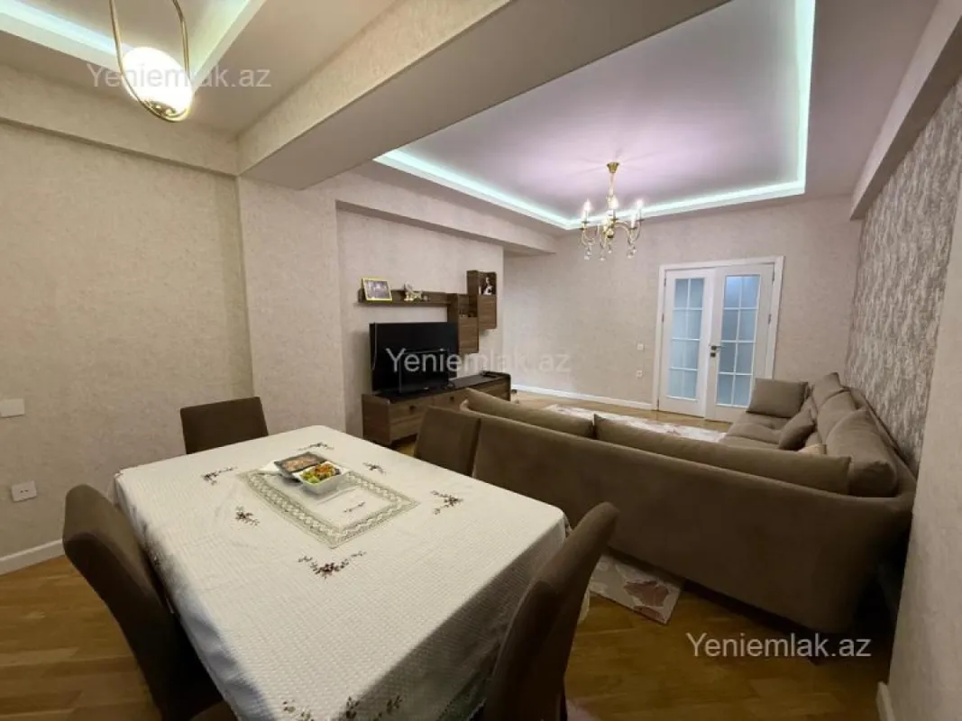 Satılır 3 otaqlı yeni tikili 90 m²