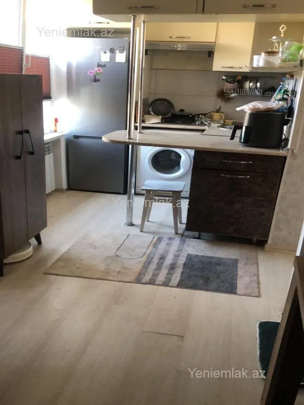 Satılır 2 otaqlı köhnə tikili 35 m²