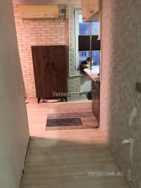 Satılır 2 otaqlı köhnə tikili 35 m²