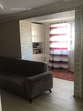 Satılır 2 otaqlı köhnə tikili 35 m²