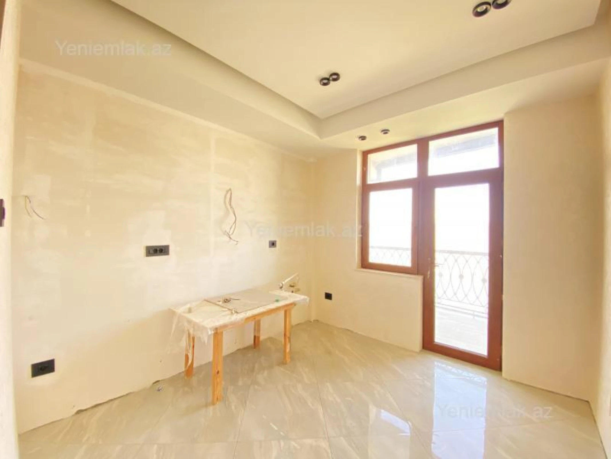 Satılır 2 otaqlı yeni tikili 90 m²