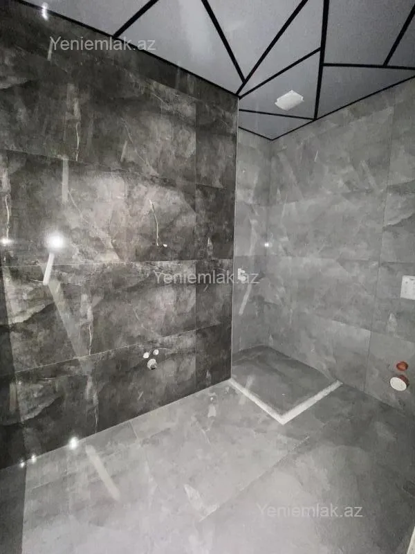 Satılır 2 otaqlı yeni tikili 90 m²