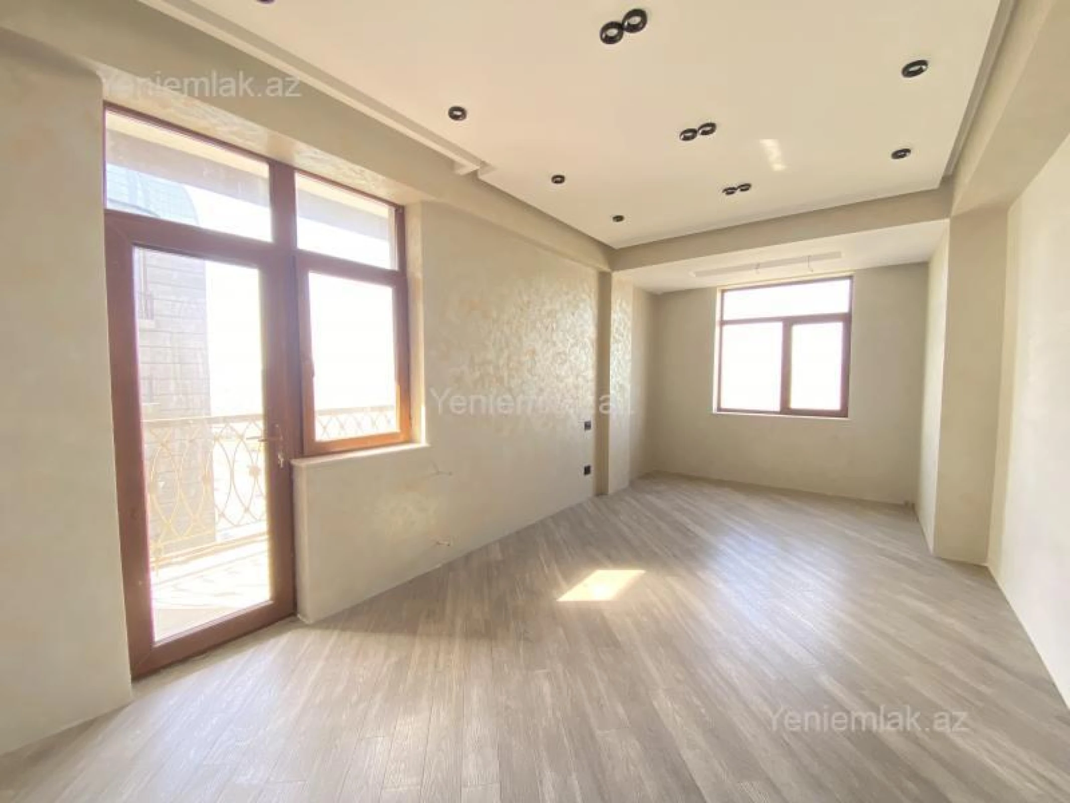 Satılır 2 otaqlı yeni tikili 90 m²