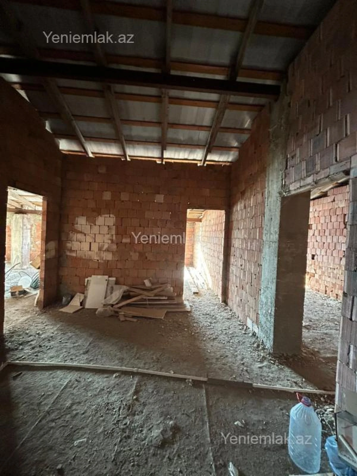 Satılır 3 otaqlı yeni tikili 131 m²