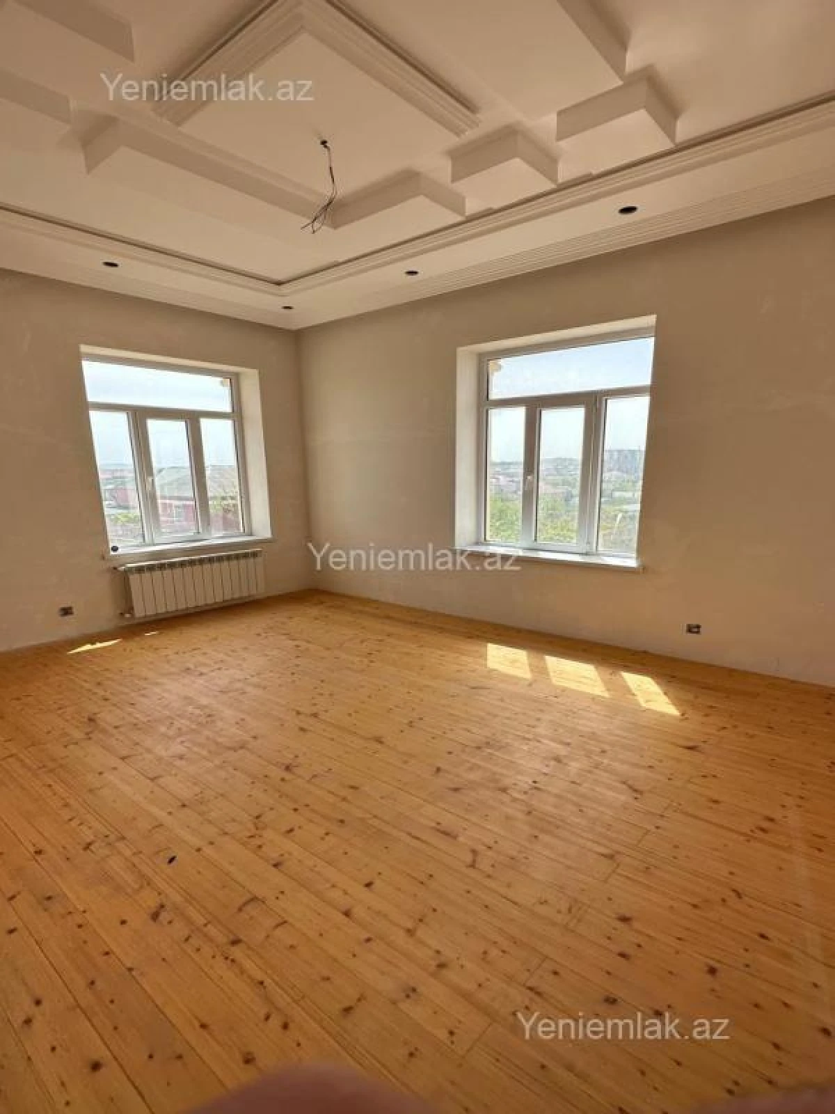 Satılır 7 otaqlı həyət evi 270 m²