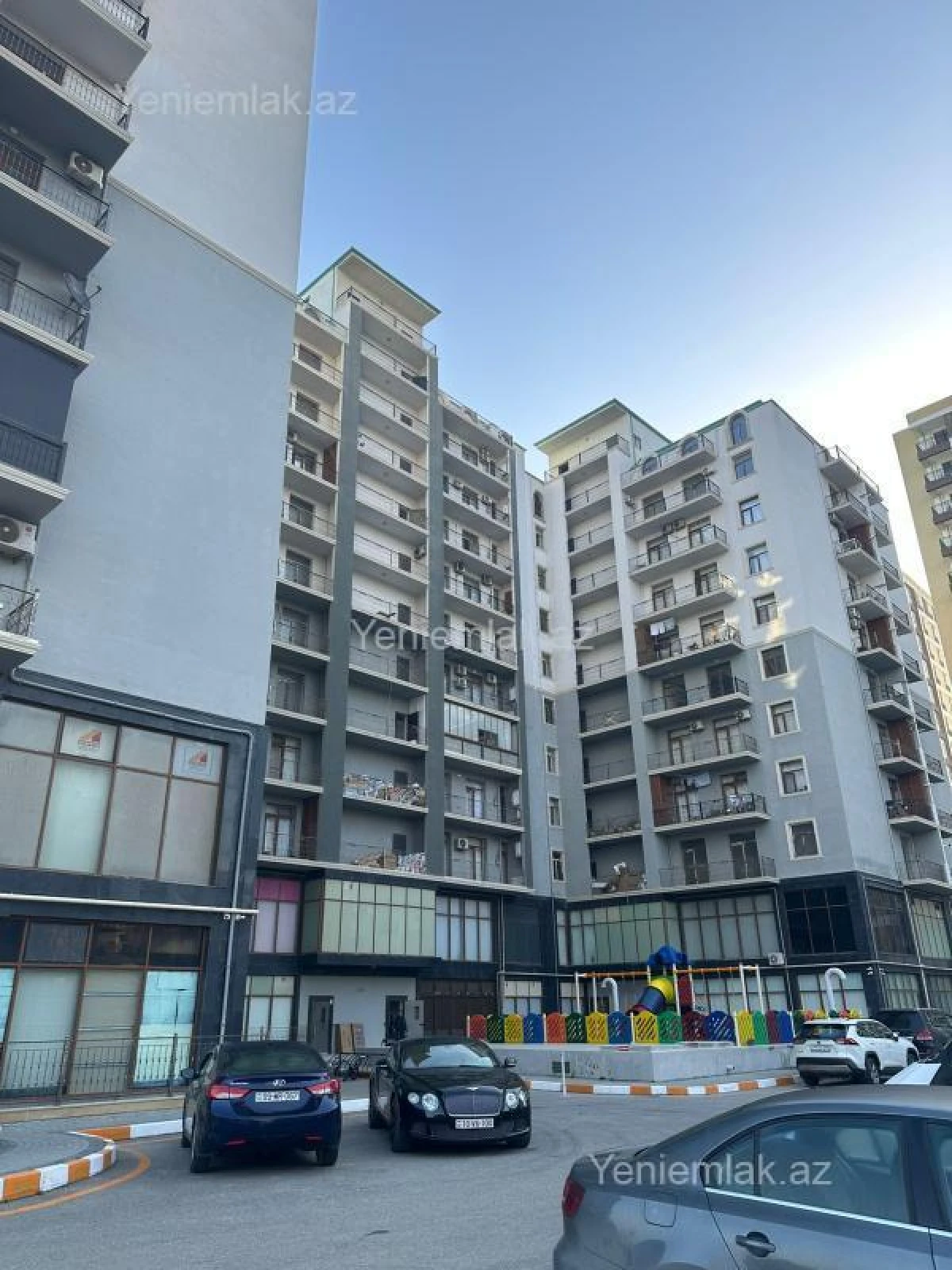 Satılır 2 otaqlı yeni tikili 91.4 m²