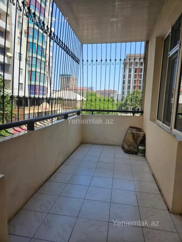 Satılır 4 otaqlı yeni tikili 203 m²